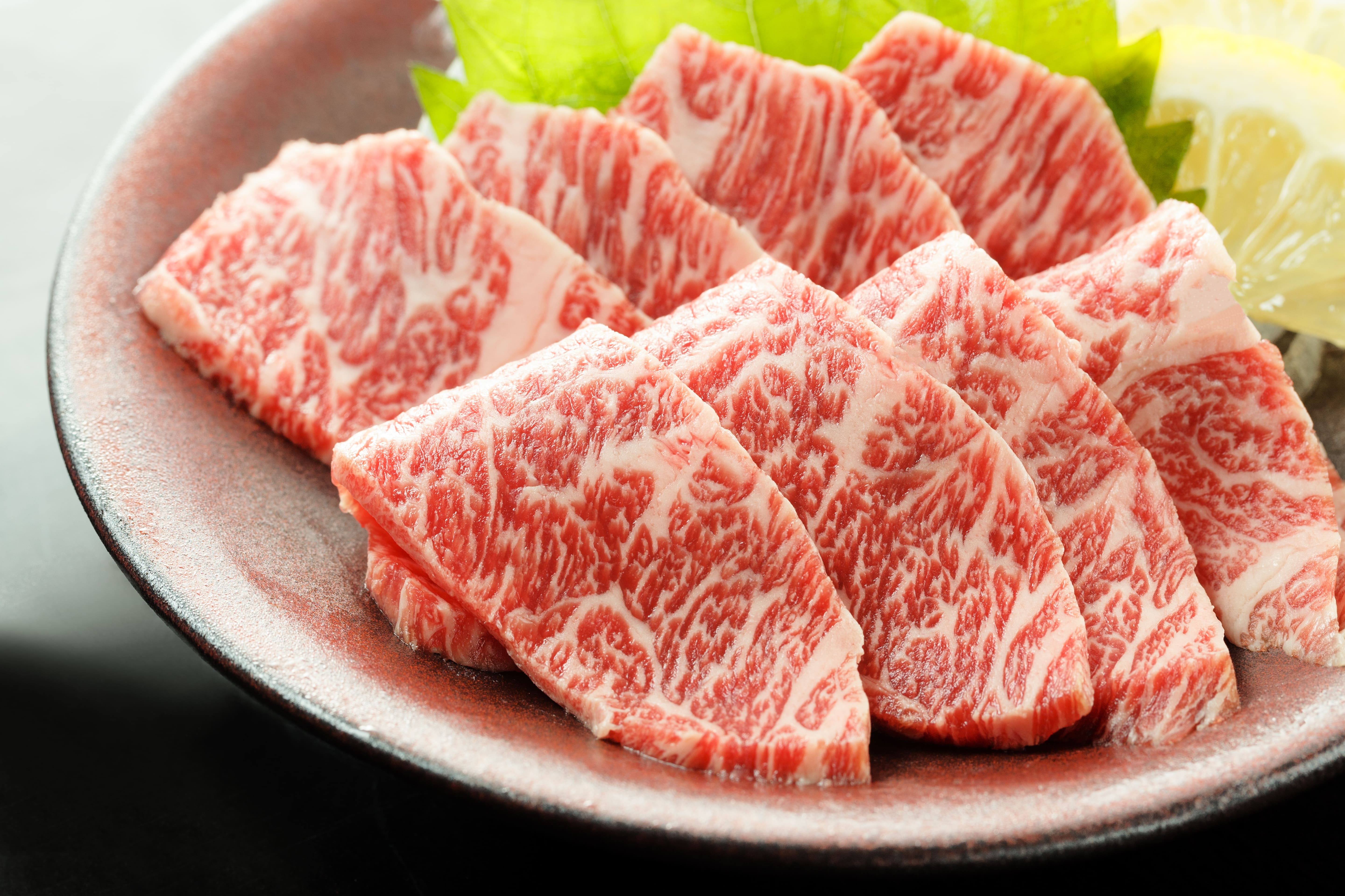 国産馬刺し！！①詰合せ300g+醤油48ml 馬肉 桜肉 さくらにく 熊本自家牧場産！ 「肉のたかむく」 産直 産地直送 肉