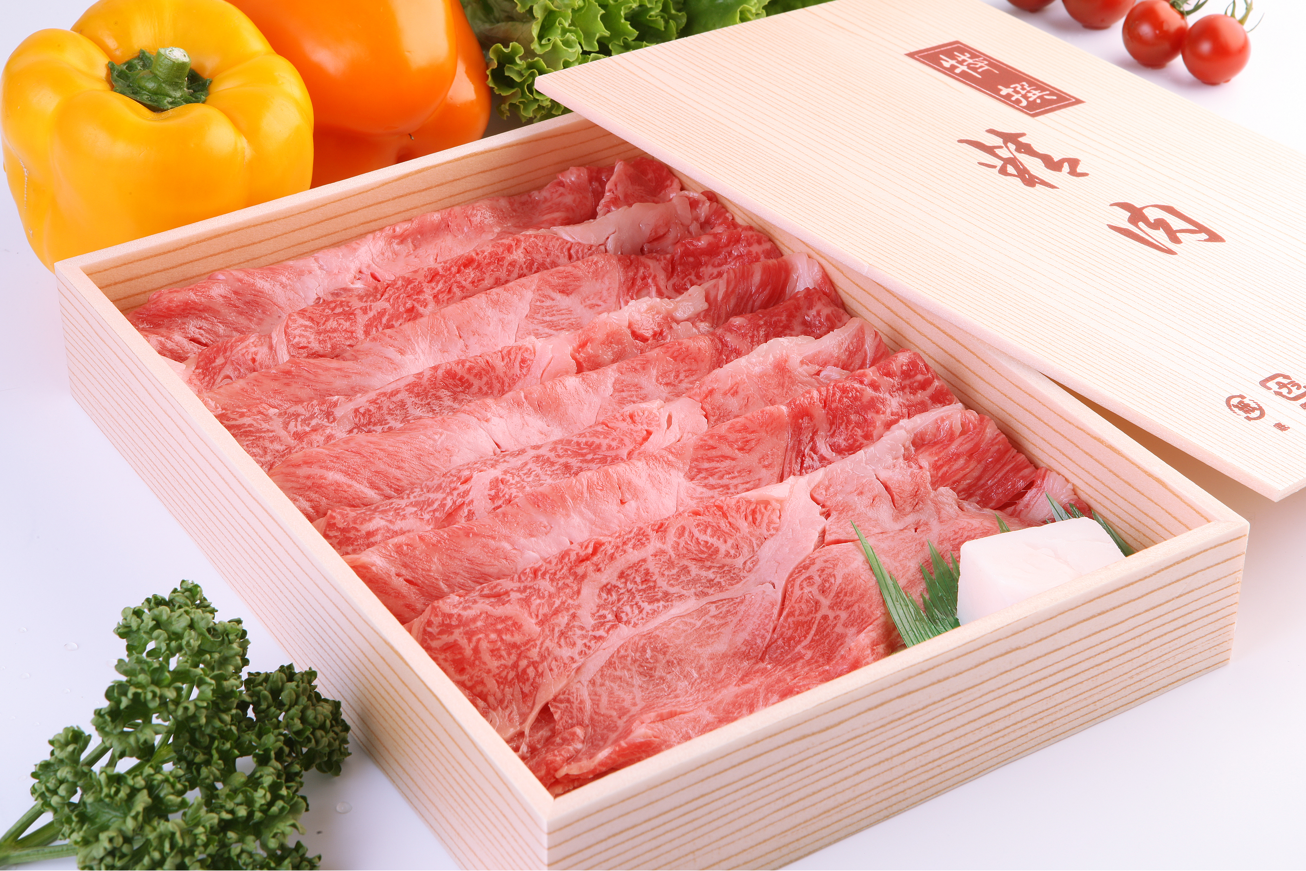 神戸牛すき焼き肉700ｇ[有限会社こんぱす]