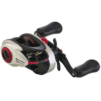 アブガルシア ベイトリール レボ5 STX-L(左)
