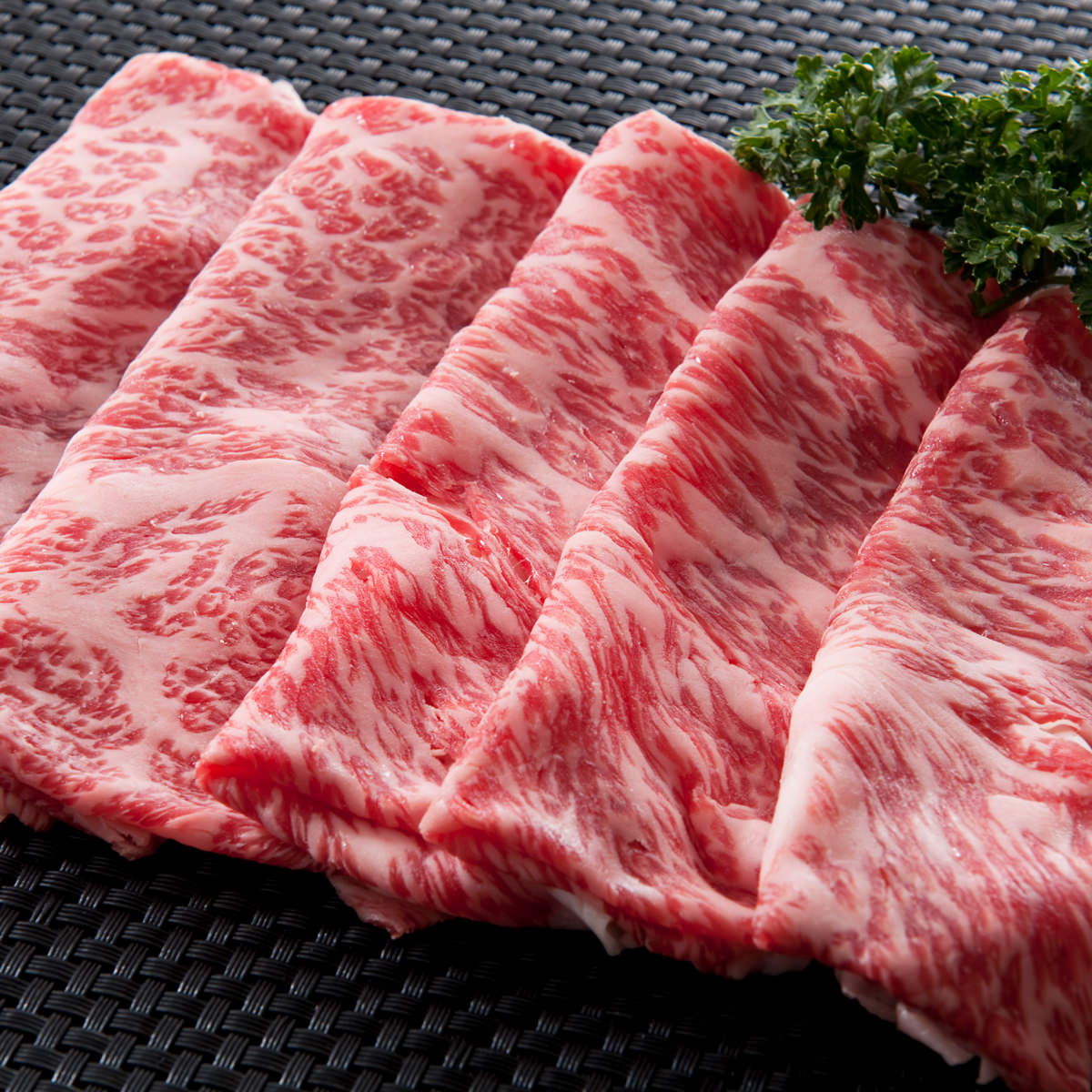 高橋畜産食肉　山形牛 すき焼き用ロース〔300g〕