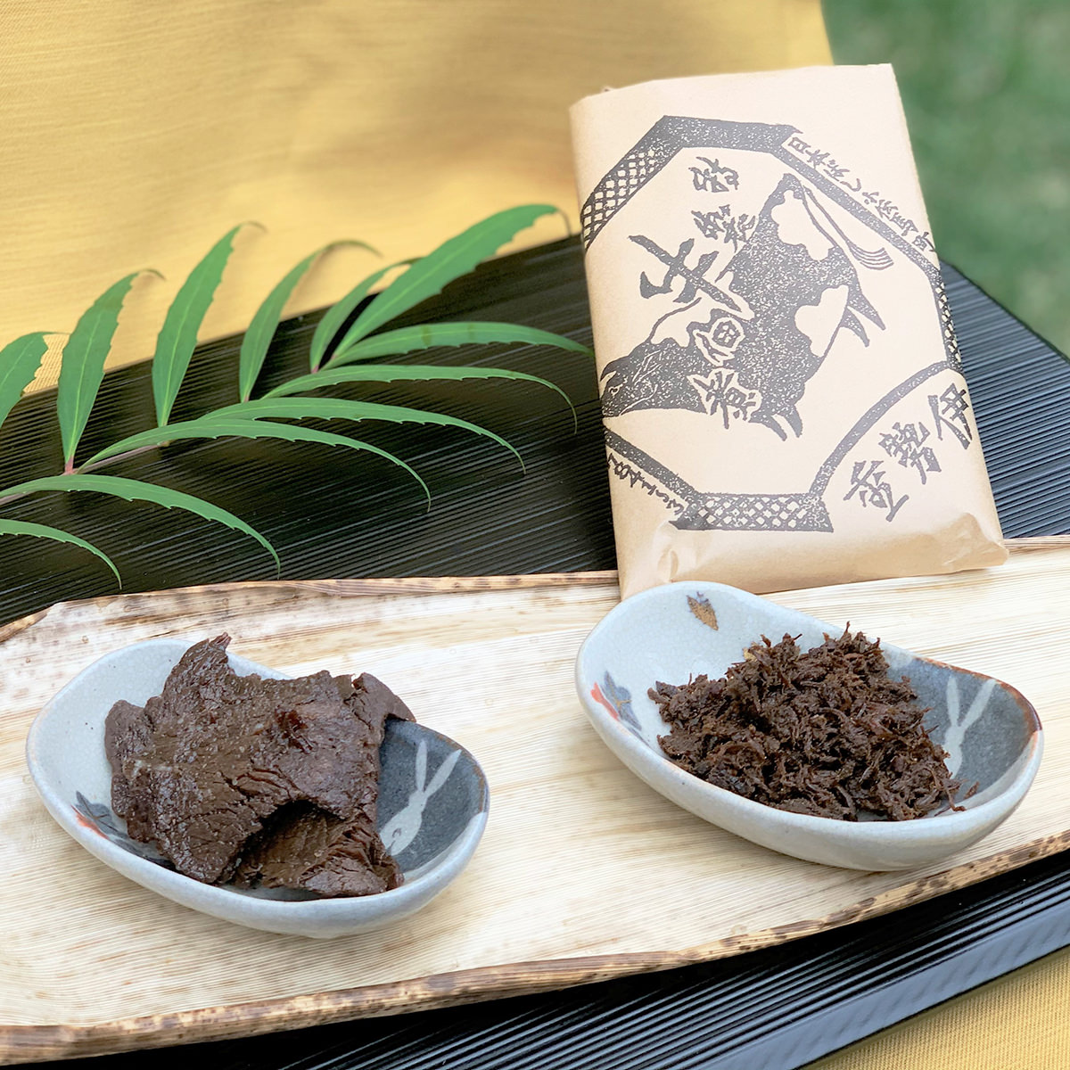 伊勢重の特製牛佃煮 詰め合わせ 〔佃煮・さくら煮各100g〕