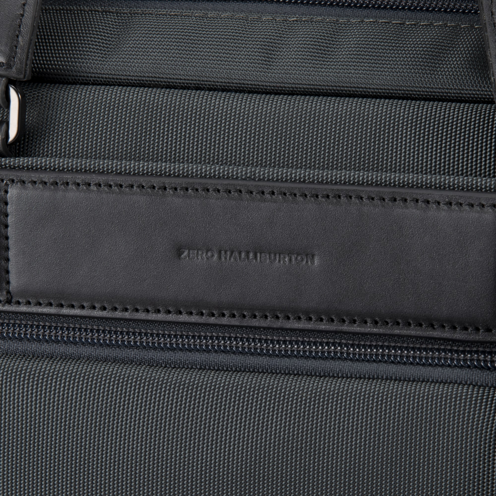 【ゼロハリバートン】ZEST3 ゼスト ブリーフケース リュック 拡張 Expandable 2WAY Briefcase B4/15.6" PC 81736 01:ブラック 2WAYブリーフケース