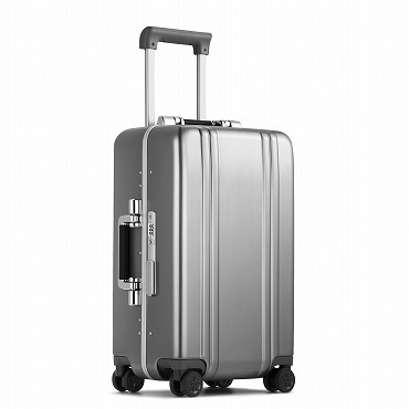 【ゼロハリバートン】 Classic Lightweight  F／クラシックライトウェイト フレームタイプ スーツケース 機内持ち込み Carry-On Travel Case 32L  81611