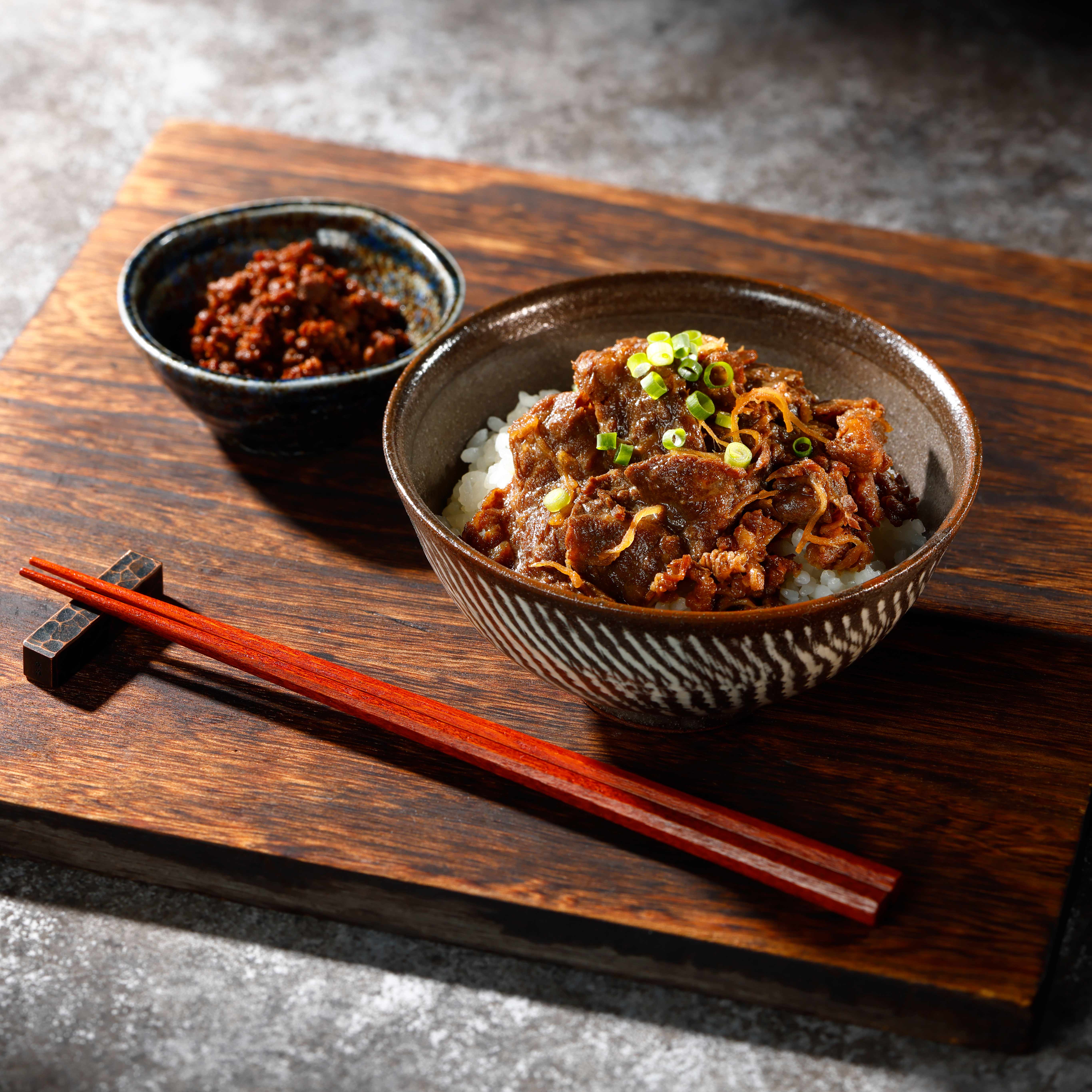 銀座吉澤　黒毛和牛 瓶詰2種セット　しぐれ煮・そぼろ煮【送料込み】