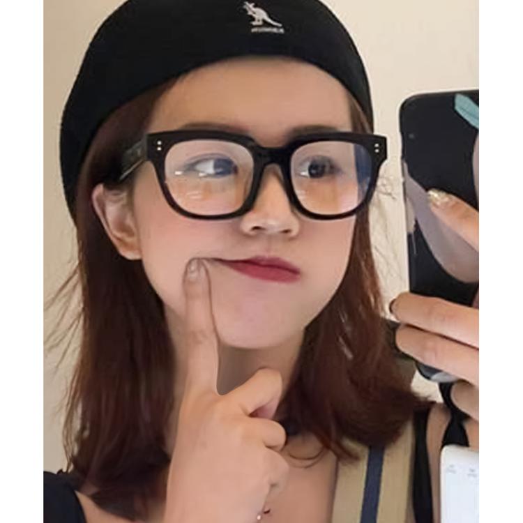 B.ブラック