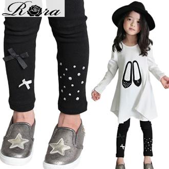 Rora 女の子 キッズ レギンス かわいい 通販 スパッツ 10002931 パンツ 秋 冬 春 10分丈 十分丈 黒 アシンメトリー リボン ストーン こども 小学生 女子 おしゃれ 可愛い オシャレ ボトムス レッグウェア 子ども服 子供服 キッズファッション
