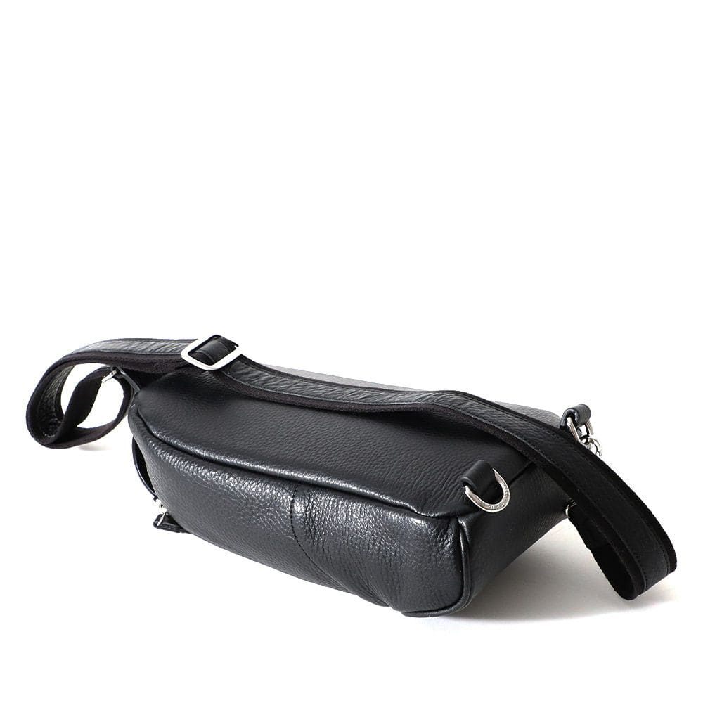 ペッレモルビダMB051-ボディバッグ BLACK BLACK