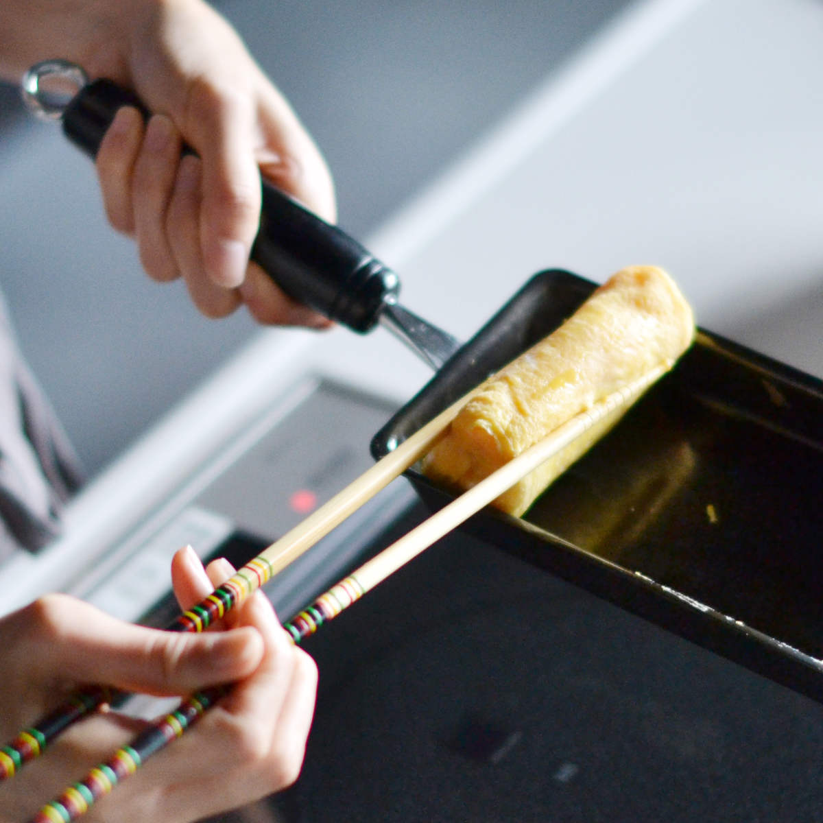 卵焼き器 コンパクト IH対応 卵1個で!鉄の玉子焼き器 日本製 ( ガス火対応 玉子焼き器 鉄 玉子焼きフライパン エッグパン ロング 卵1個用 フライパン 玉子焼きパン 卵焼きパン タマゴ焼き 卵焼き 玉子焼き 朝食 弁当 弁当作り )