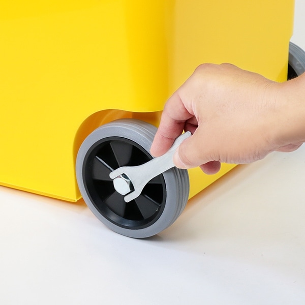 ゴミ箱 45L ダルトン DULTON 屋外兼用 プラスチックトラッシュカン ( ごみ箱 45リットル 蓋つき キャスター付き 排水栓 キッチン リビング アメリカン ダストボックス ごみばこ ふた付き 袋 見えない おしゃれ アメリカ ) 【イエロー】 イエロー