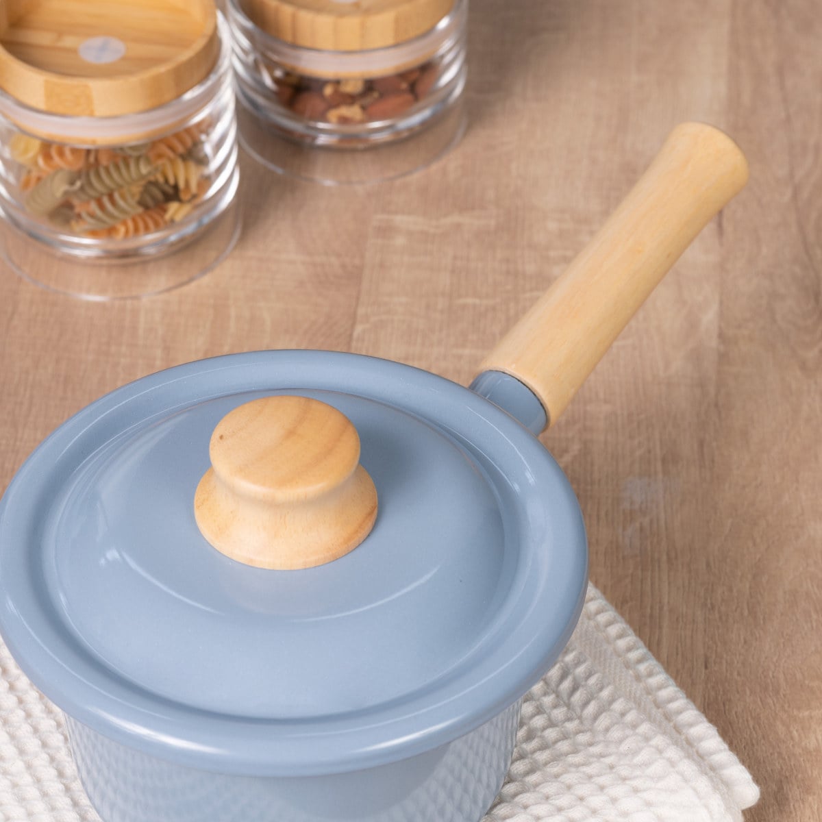 ミルクパン 14cm IH対応 Cotton Plus 富士ホーロー Honey Ware ( ハニーウェア ガス火対応 片手鍋 琺瑯鍋 14センチ ソースパン ほうろう鍋 蓋付き 両口 目盛り付き 小鍋 ミニ 片手なべ 調理器具 おしゃれ ) 【アッシュブルー】 アッシュブルー