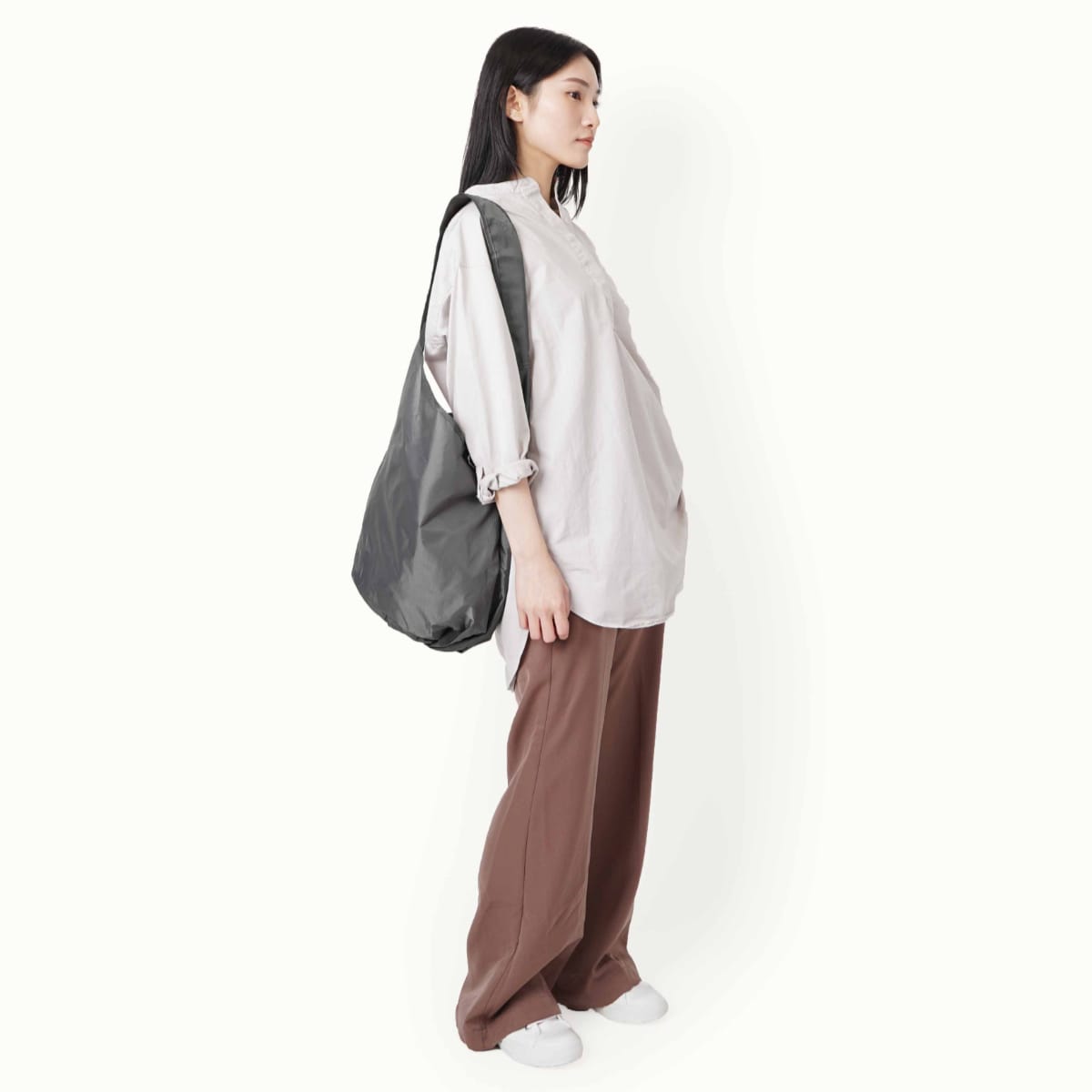 【アウトレット】 ショッピングバッグ hellolulu オビ OVI ( ハロルル ショッパーバッグ エコバッグ サブバッグ 軽い 持ち運び ポケッタブル コンパクト 撥水 お買い物 弁当 ランチ 折りたたみ ) 【PlumPurple】 PlumPurple