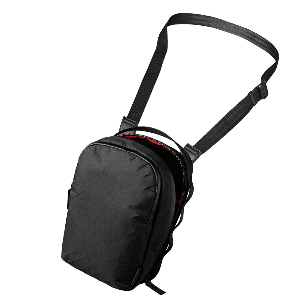 [ALPAKA]METRO SLING MAX ULTRADYNE　BLACK