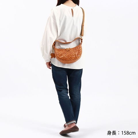 正規品 ロビタ ショルダーバッグ robita anyam nya robita 2WAY ショルダー ハンドバッグ ミニショルダー 小さめ 本革 革 編み込み メッシュ ラウンド型 ハンドメイド レディース AN-265 CAMEL