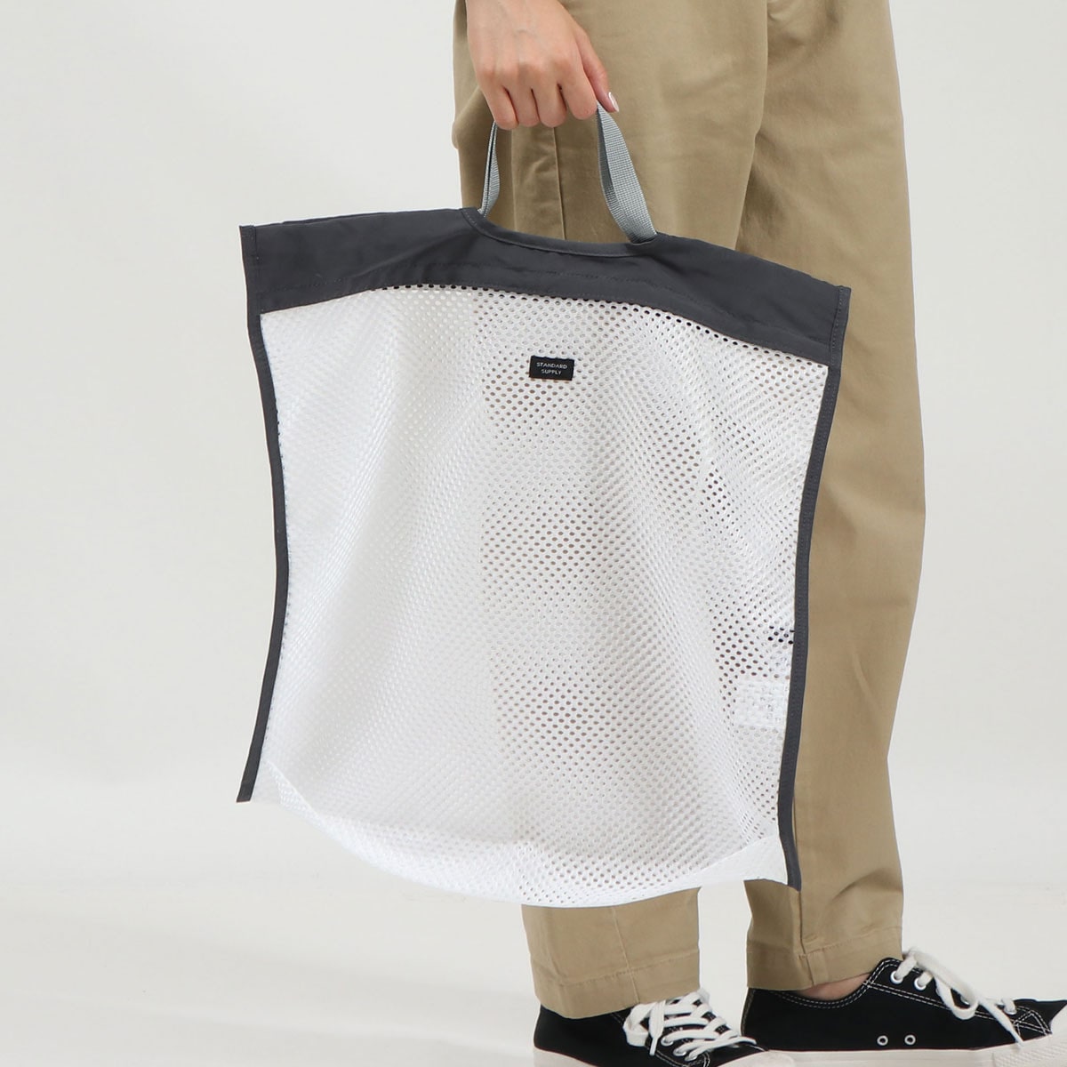 GREYxWHITE