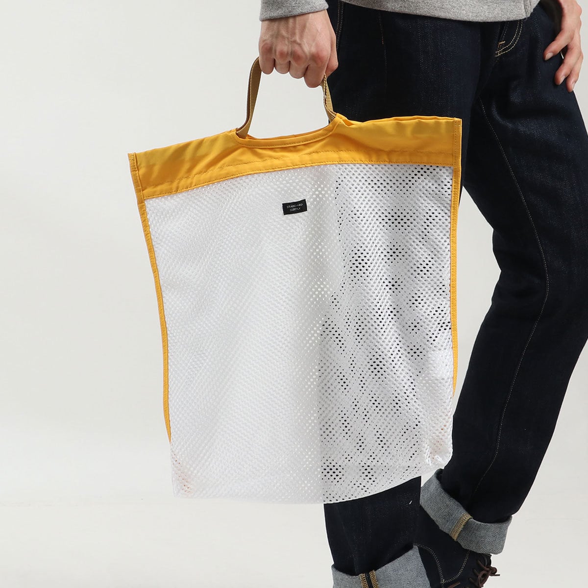 YELLOWxWHITE
