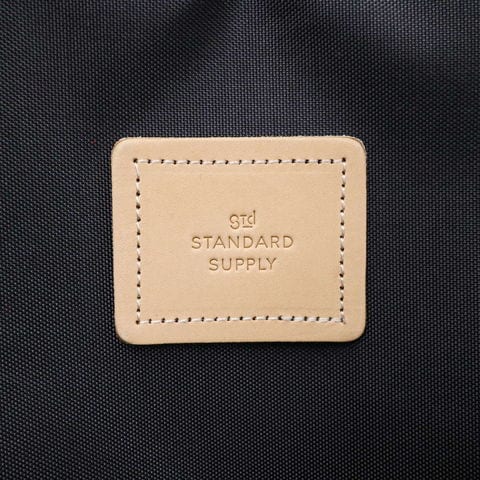 スタンダードサプライ リュック STANDARD SUPPLY バックパック EFFECT ビジネスリュック 軽量 ビジネスバッグカジュアル メンズ レディース ユニセックス A4 PC収納 通勤 スクエア SLIM PACK BEIGE